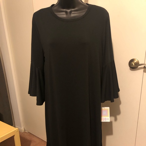 LuLaRoe Dresses & Skirts - LuLaRoe Elegant Black Flared Sleeve Dress